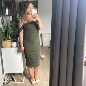 Pretty Garden Ruched Off Shoulder Midi Dress Olive Green Size Medium